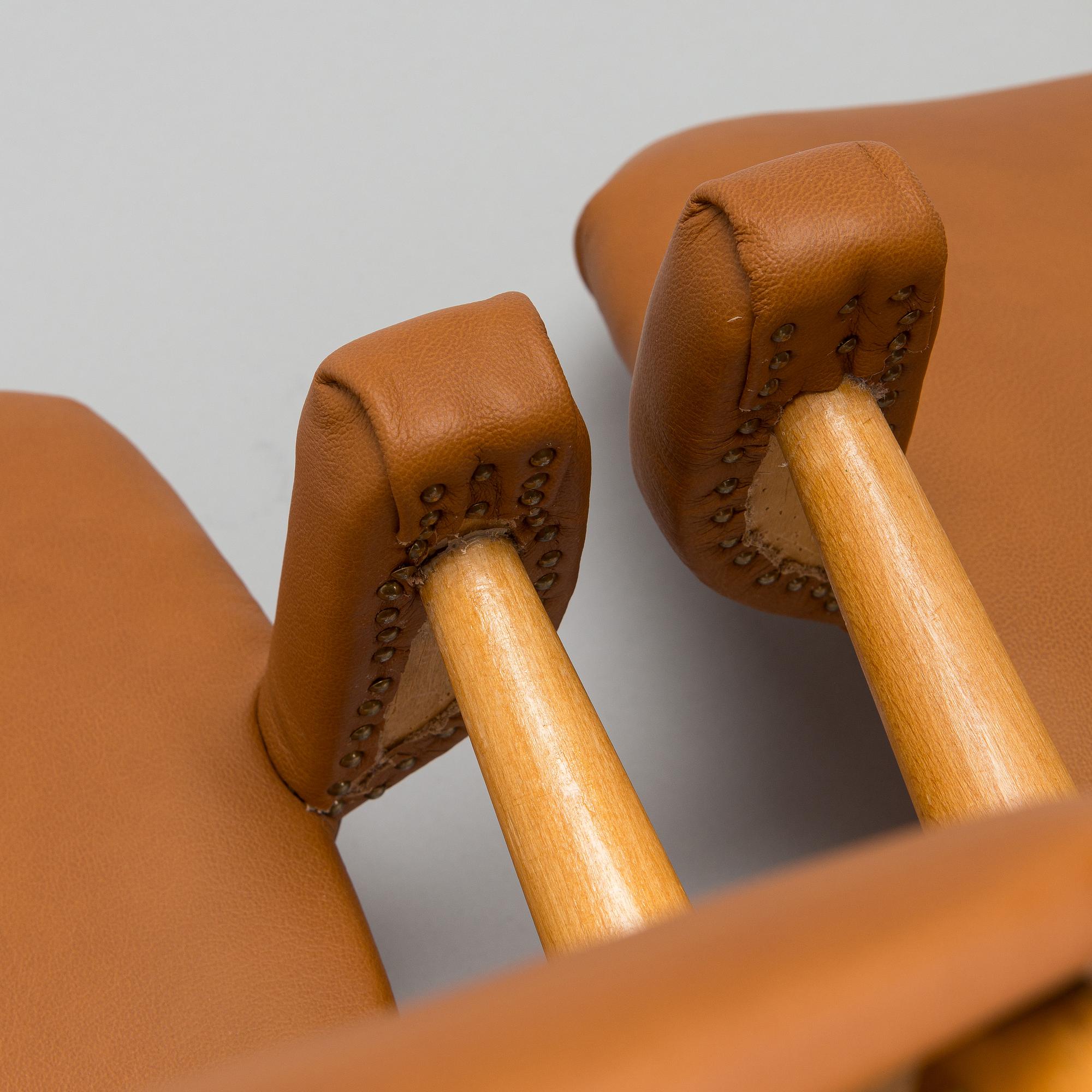 Ilmari Tapiovaara, A pair of mid-20th century 'Domus Lux' armchairs for Lukkiseppo.