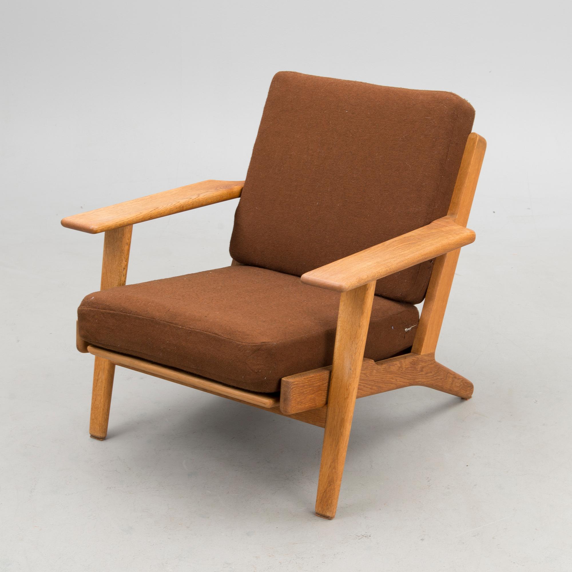 HANS J WEGNER, nojatuoli, malli GE 290, Getama Gedsted, Tanska 1900-luvun puoliväli.