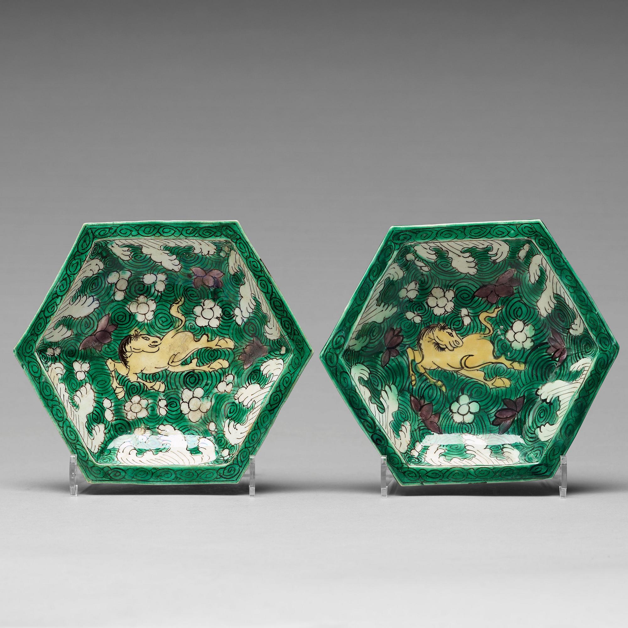 FAT, ett par, biskviporslin. Qingdynastin, Kangxi (1662-1722).