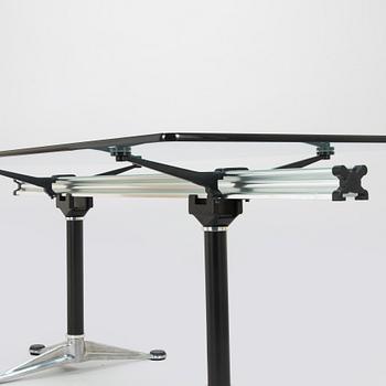 Bruce Burdick, a table, manufacturer ICF, late 20th century.