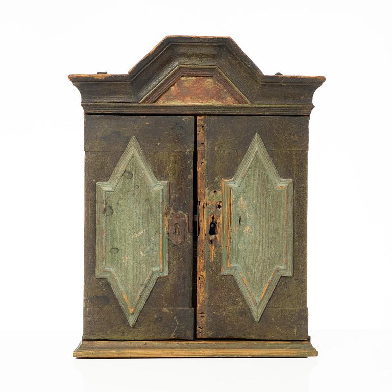 Spice cabinet/wall cabinet, folk art, late Baroque, 18th century.