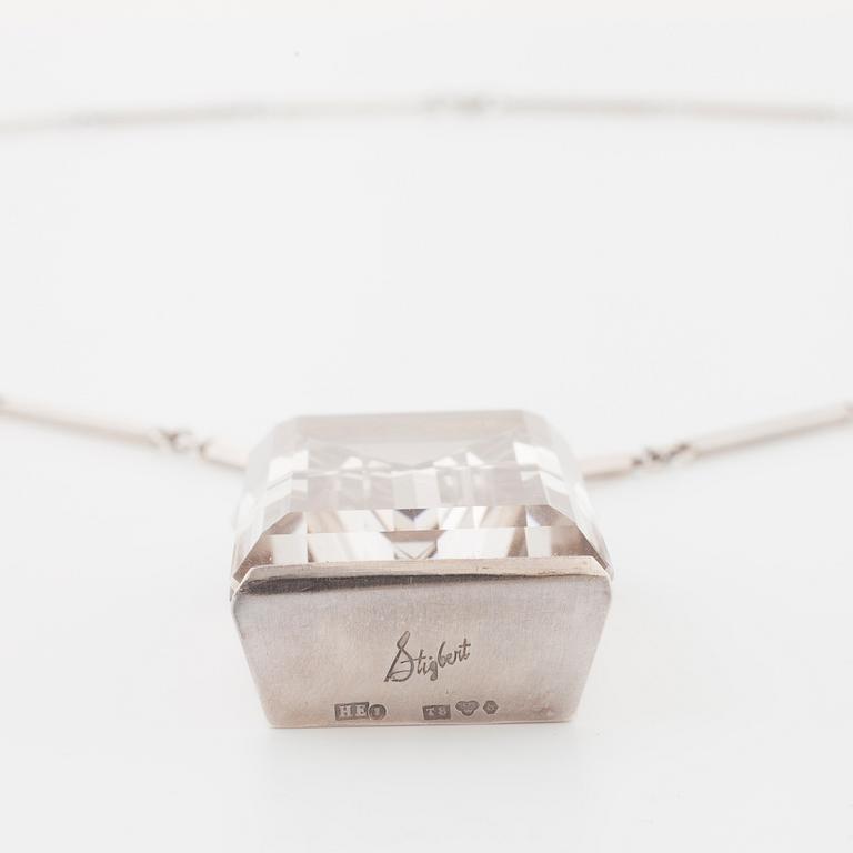 ATELJÉ STIGBERT, Stockholm, 1945, a faceted rock crystal pendant.