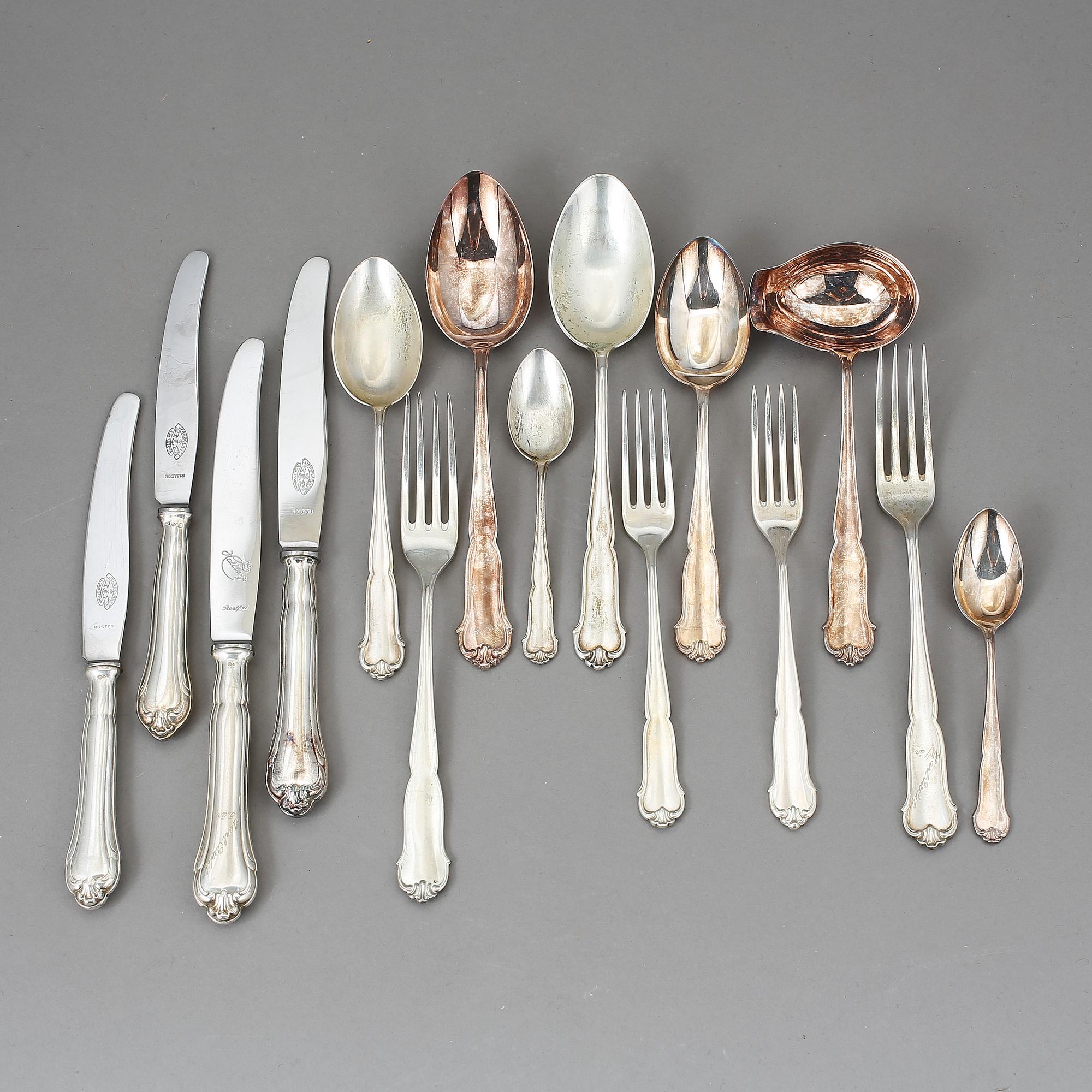 DELAR TILL BESTICKUPPSÄTTNING, 15 delar, silver. Modell Drottning Viktoria, C G Hallberg, Stockholm, 1900-talets mitt.