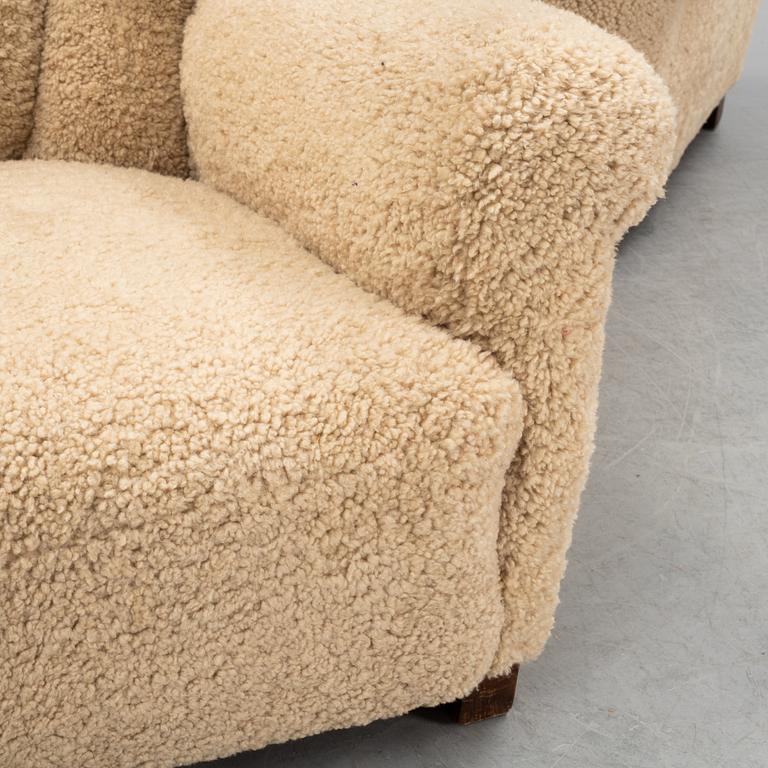 Fritz Hansen, fåtöljer, ett par, modell 1518, Danmark, 1940-tal.