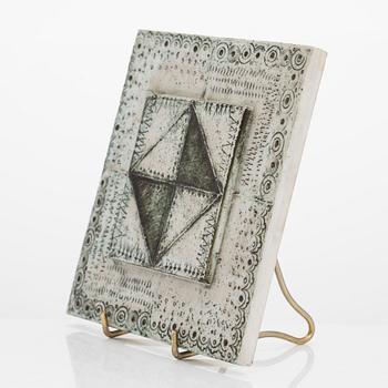 Rut Bryk, relief, stengods, stämpelmärkt J.W.N. van Achterbergh collection.