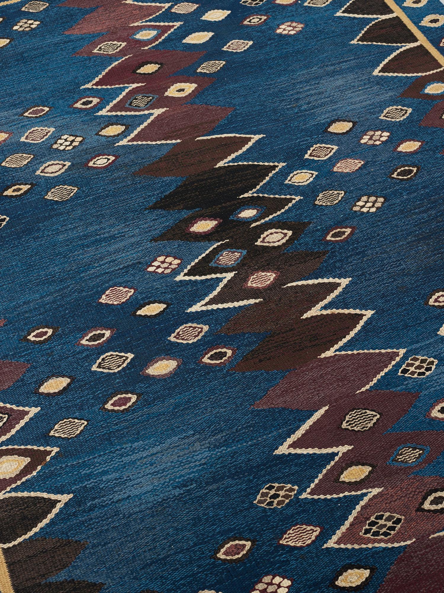 Barbro Nilsson, MATTO, "Snäckorna", flat weave, ca 229 x 151,5 cm, signed AB MMF BN.