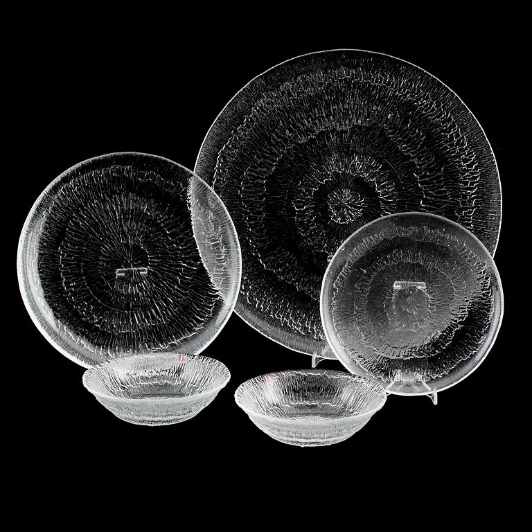 SERVIS, 37 delar, glas, "Ultima Thule", Tapio Wirkkala, Iittala, Finland, 1900-talets andra hälft.