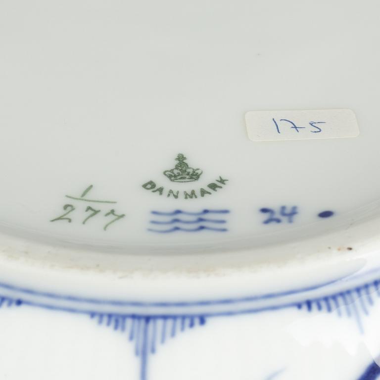 A 'Blue Fluted Plain' porcelain tureen with cover, Royal Copenhagen, model 277, 1893-1900.