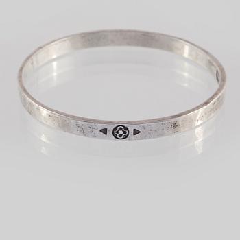 ARMRING, silver, Tore Kullander, Borås, 1947. Vikt 28,7 gram.