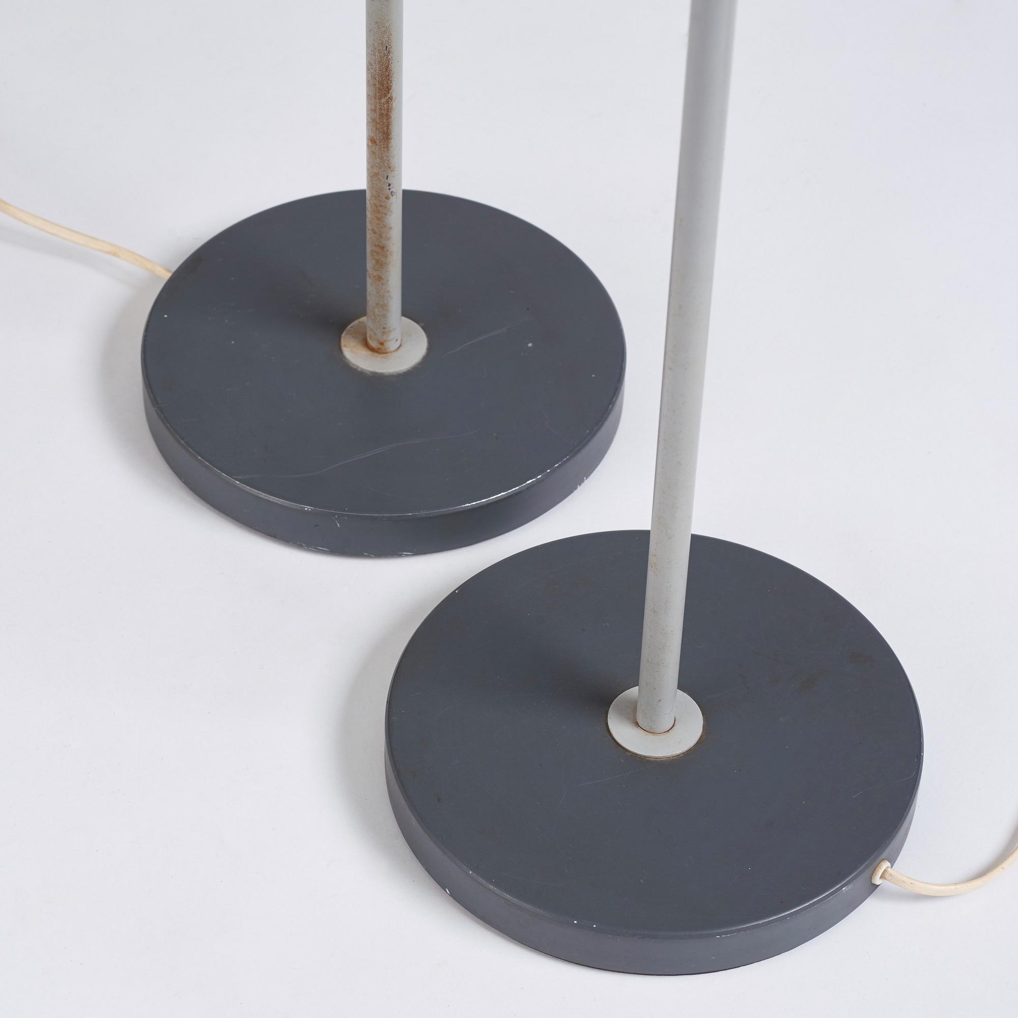 golvlampor 1 par, modell "15744", Arvid Böhlmarks Lampfabrik, 1950-tal.