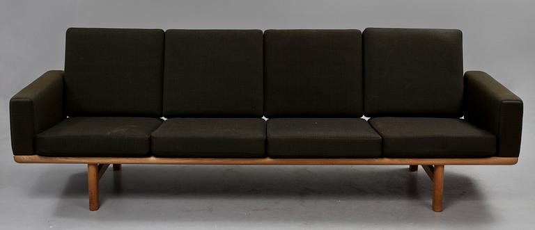 SOFFA, "GE 236/4", Hans Wegner, 1960-tal.