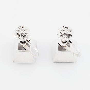 Wiwen Nilsson, ett par örhängen sterlingsilver med fasettslipad bergkristall, Lund 1941.