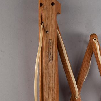 SEINÄVALAISIN, malli 332, design Erik Hansen, Le Klint. Suunniteltu 1952.