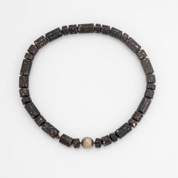 porphyry necklace, silver clasp, Gaudy.