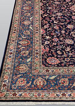 Carpet, Saruk, 417 x 310 cm.
