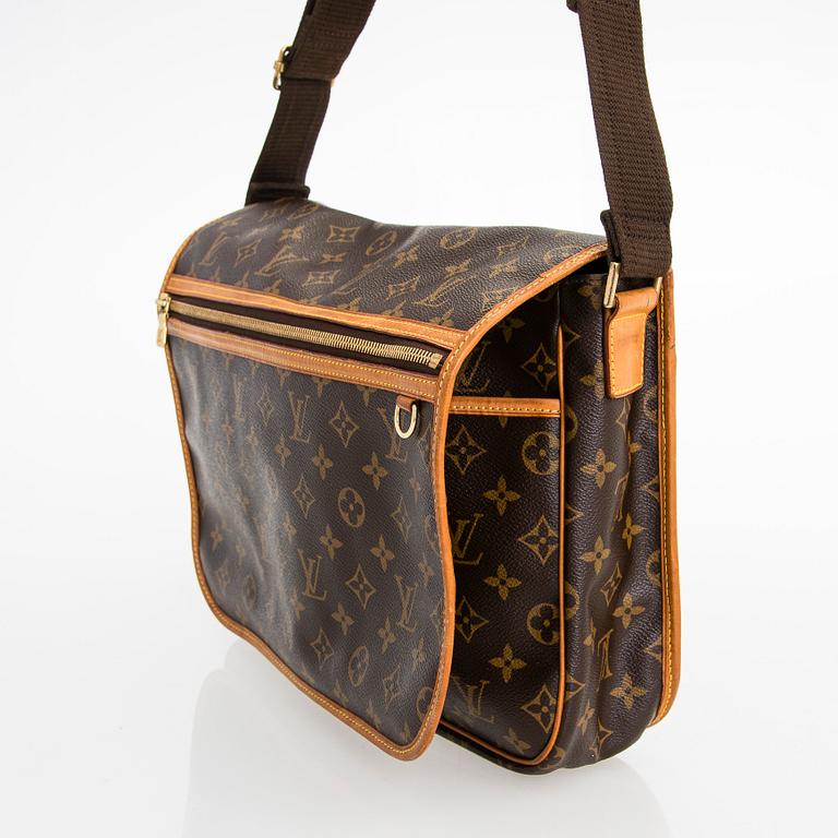 Louis Vuitton, "Bosphore Messenger GM", väska.