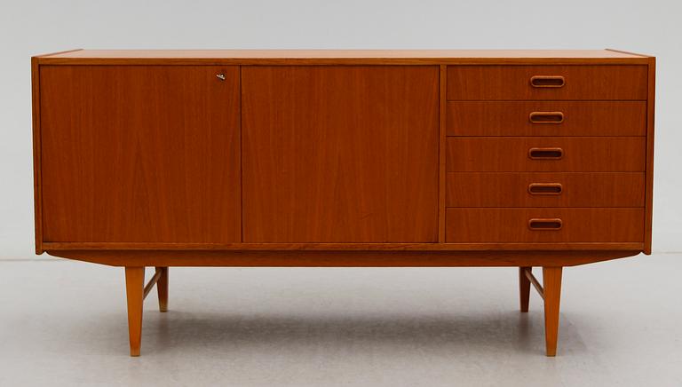 SIDEBOARD, 1900-talets andra hälft.