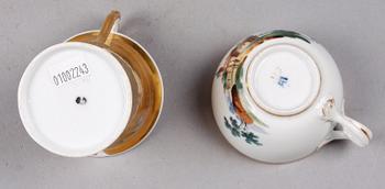 KAFFEKOPPAR 2st. Porslin. 1800-tal.