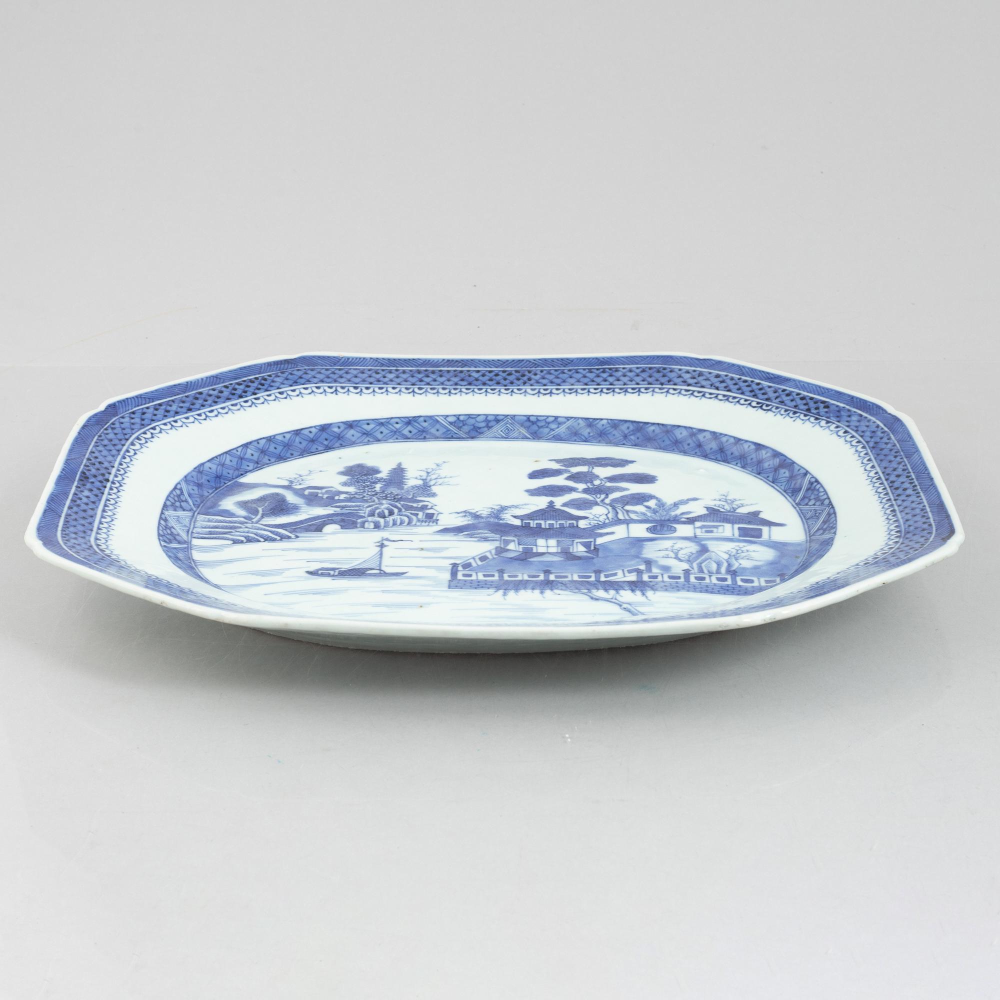 Seven export porcelain serving dishes, China, Jiaqing (1796-1820),.