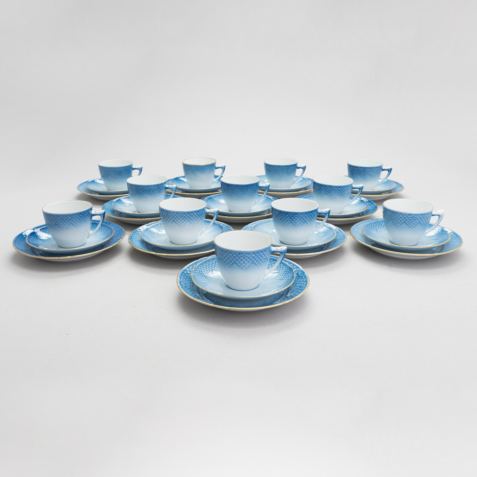 Mat- och kaffeservis, 47 delar, porslin, "Blå ton", Bing & Gröndahl/Royal Copenhagen, Danmark.