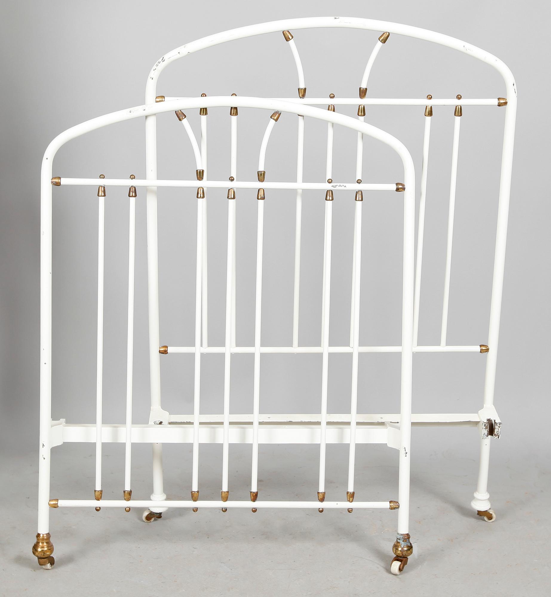 JÄRNSÄNG, 1900-talets första hälft.