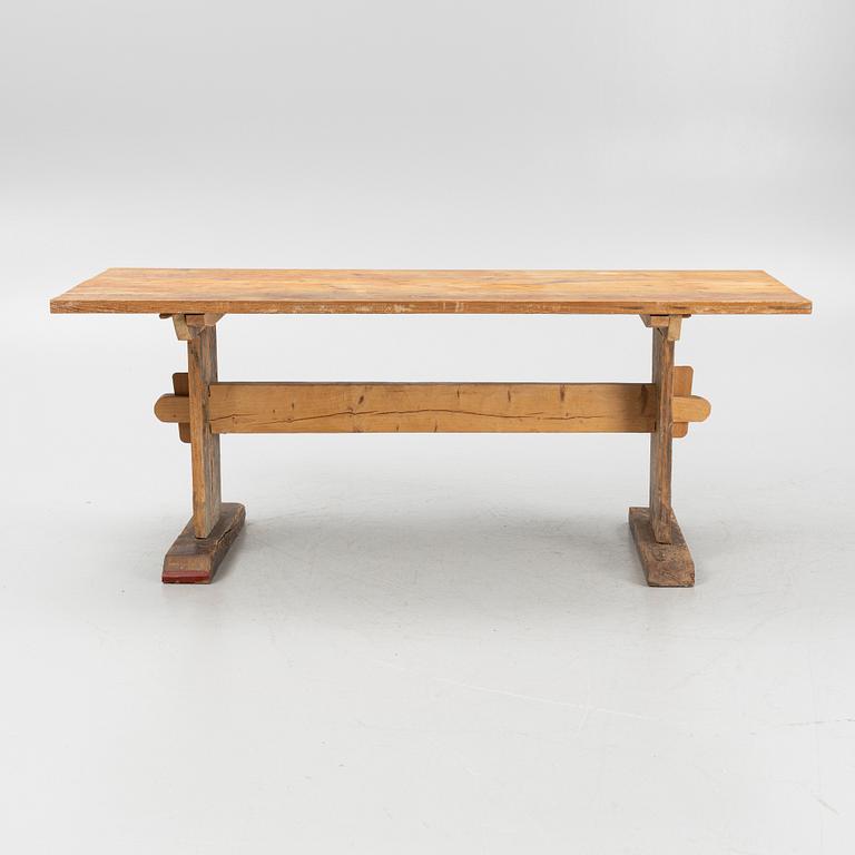 A provincial table, 19th/20th century.