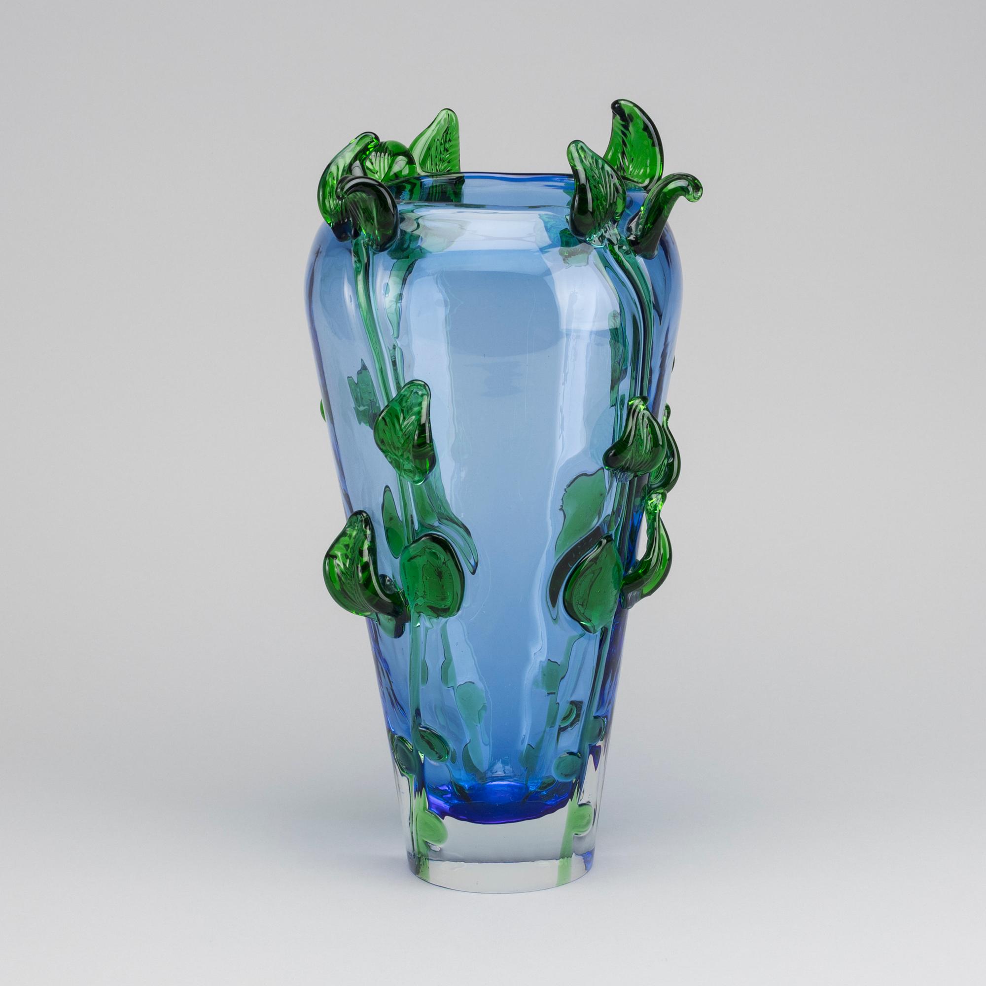 BOREK SIPEK, vas glas signerad och numrerad 183/300.