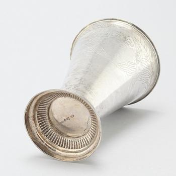 A silver beaker by Anders Pihlgren, Östhammar, 1806.