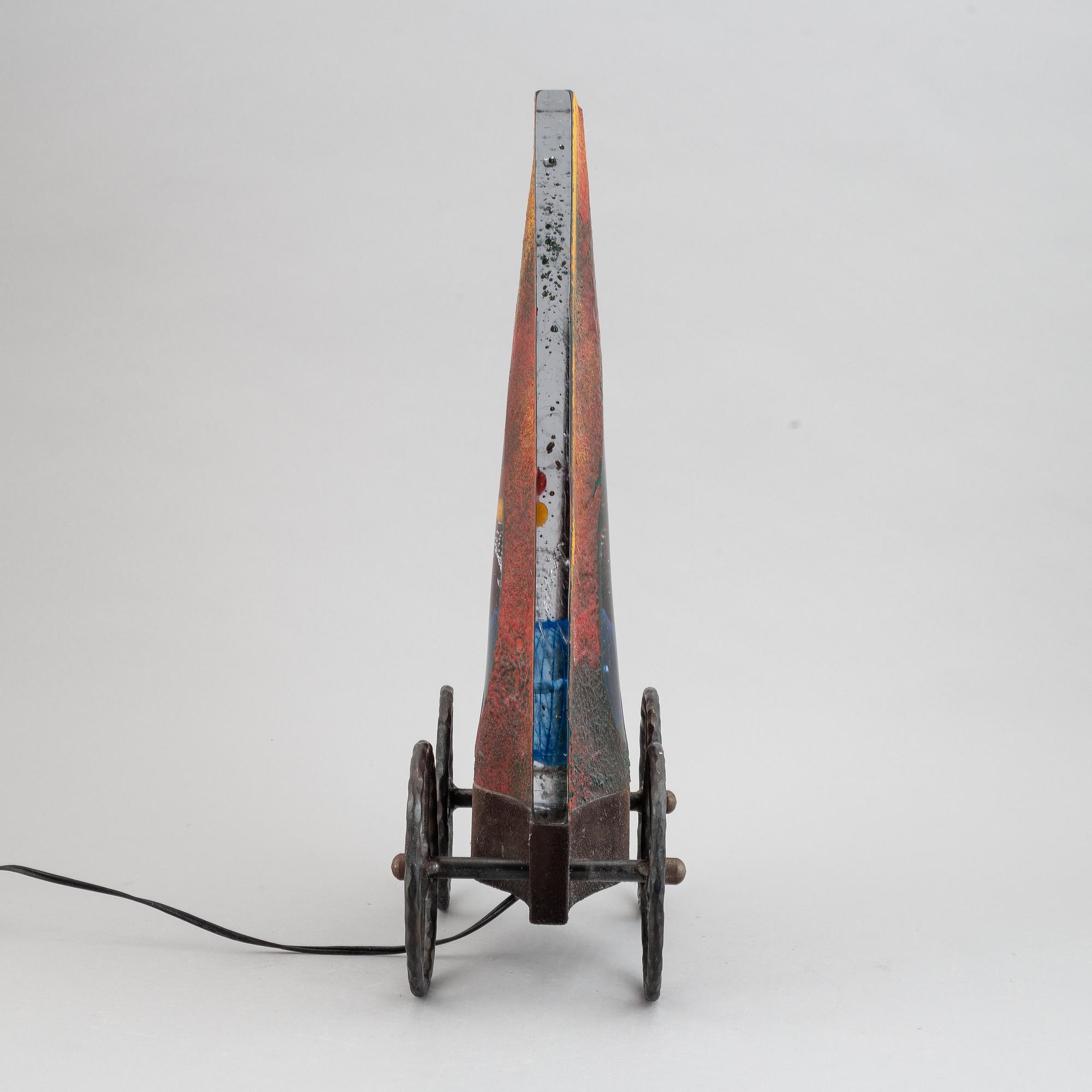 A unique glass sculpture by kjell Engman, Kosta Boda.