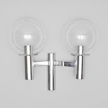 VÄGGLAMPOR, ett par, Hans Agne Jakobsson AB, Markaryd, 1900-talets andra hälft.