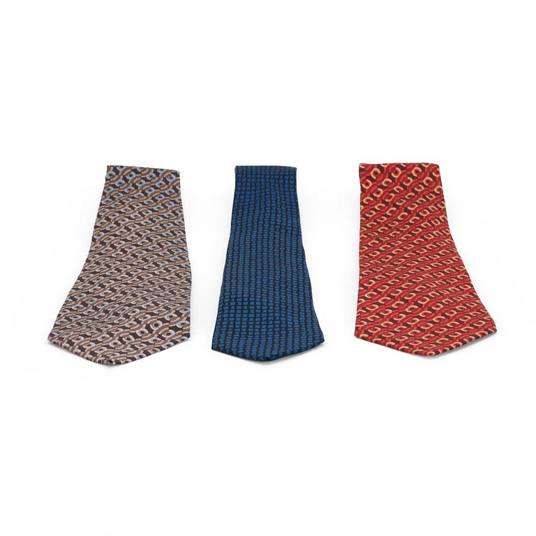 HERMÈS, three silk ties.