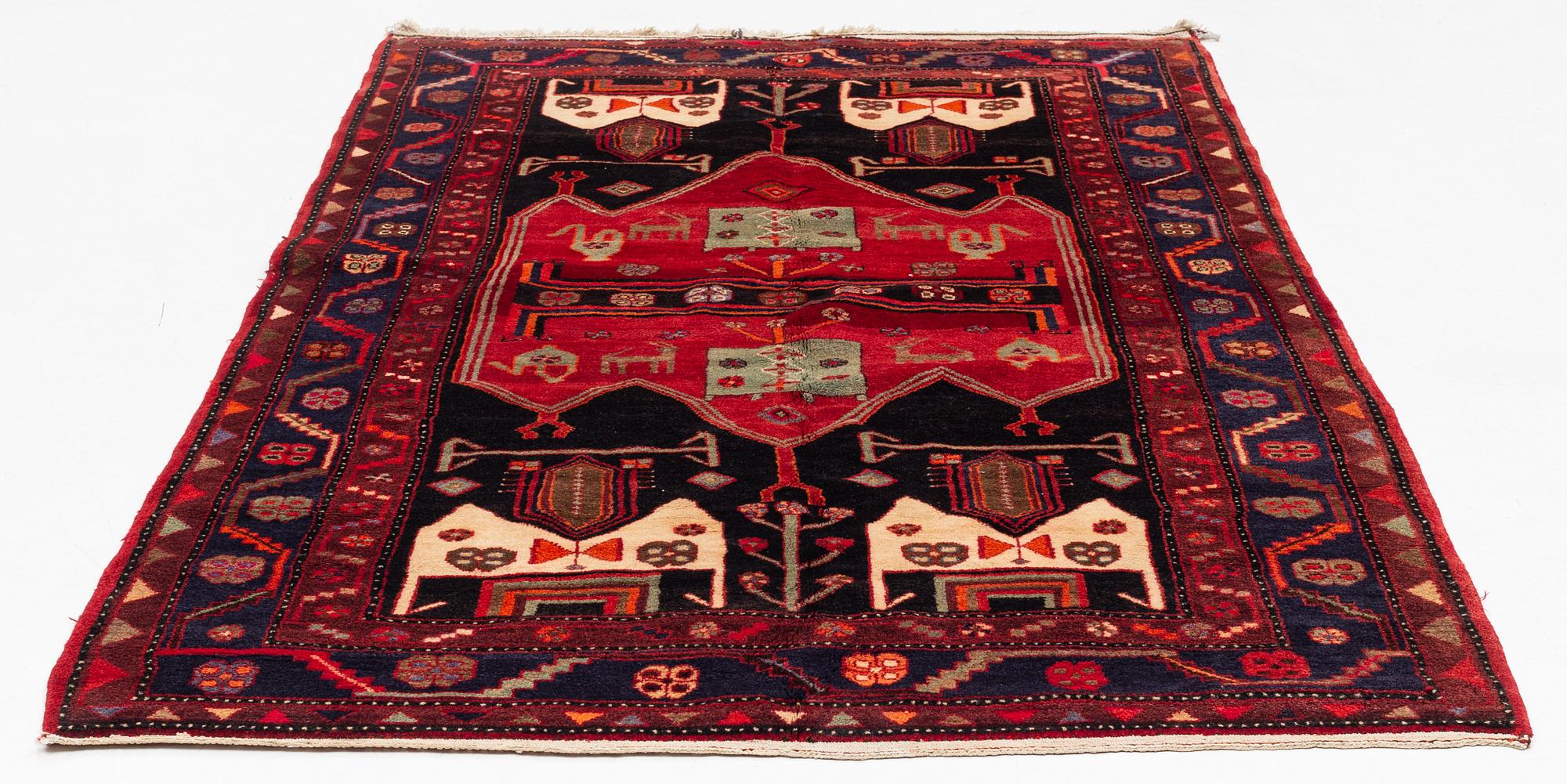 Matta, Nordvästpersisk, ca 255 x 148-153 cm.