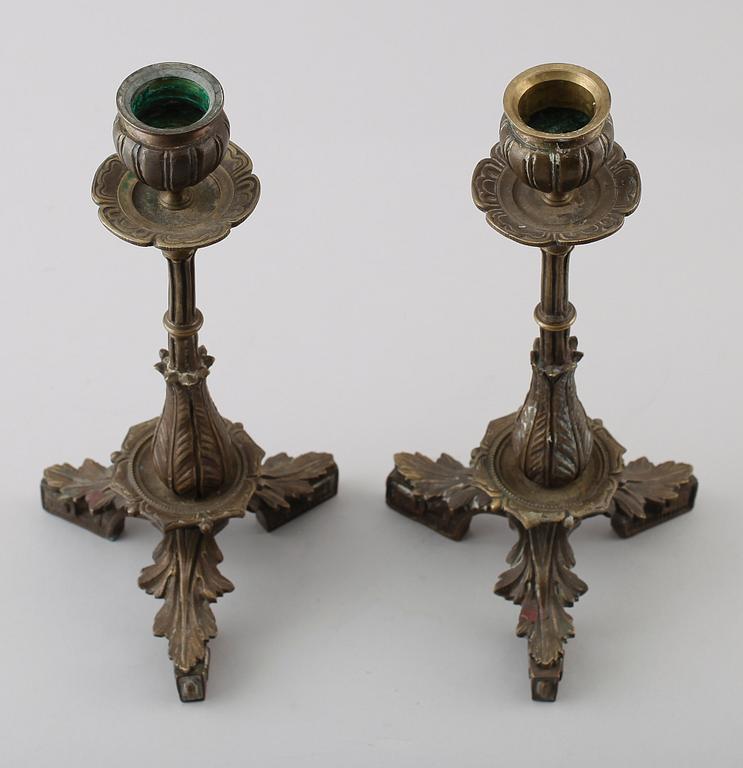 LJUSSTAKAR, patinerad brons, 1800-talets första hälft.