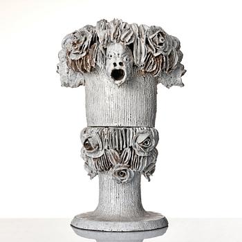 Carl Richard Söderström, skulptur/urna, egen ateljé, Stockholm ca 2010.