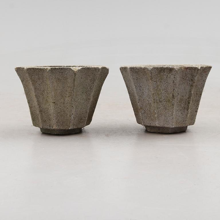 TRÄDGÅRDSURNOR, 1 par, 1900-/2000-tal.