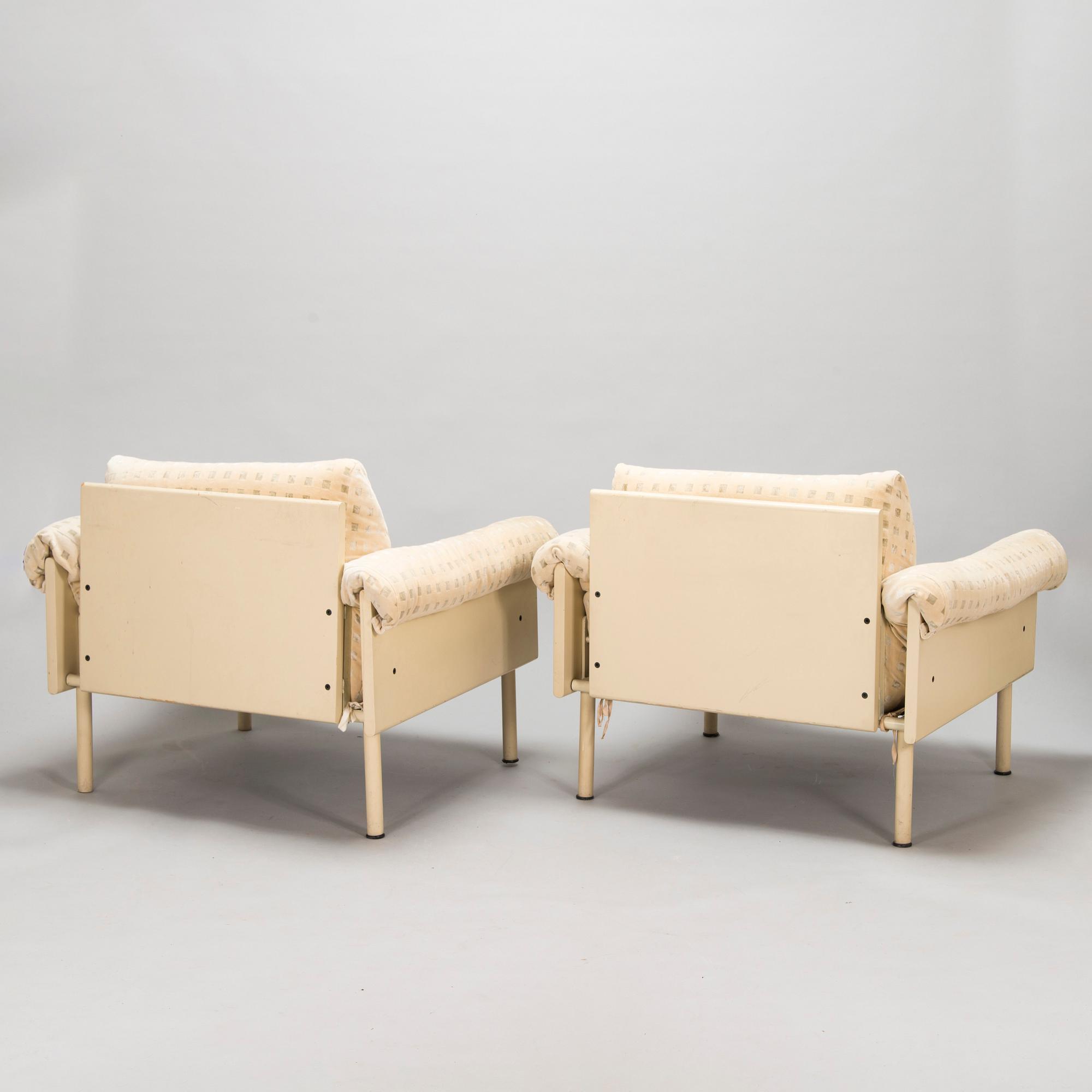 Yrjö Kukkapuro, A pair of armchairs "Ateljee" for Haimi Oy.