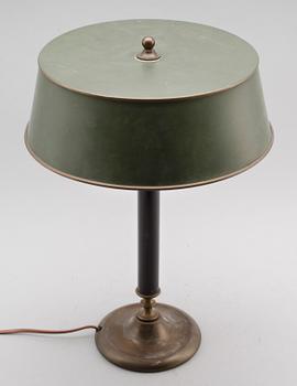 BORDSLAMPA, 1900-talets första hälft.