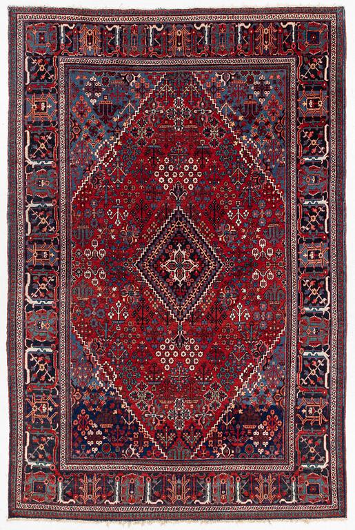 Carpet, Josaghan antique, approx. 330 x 217 cm.