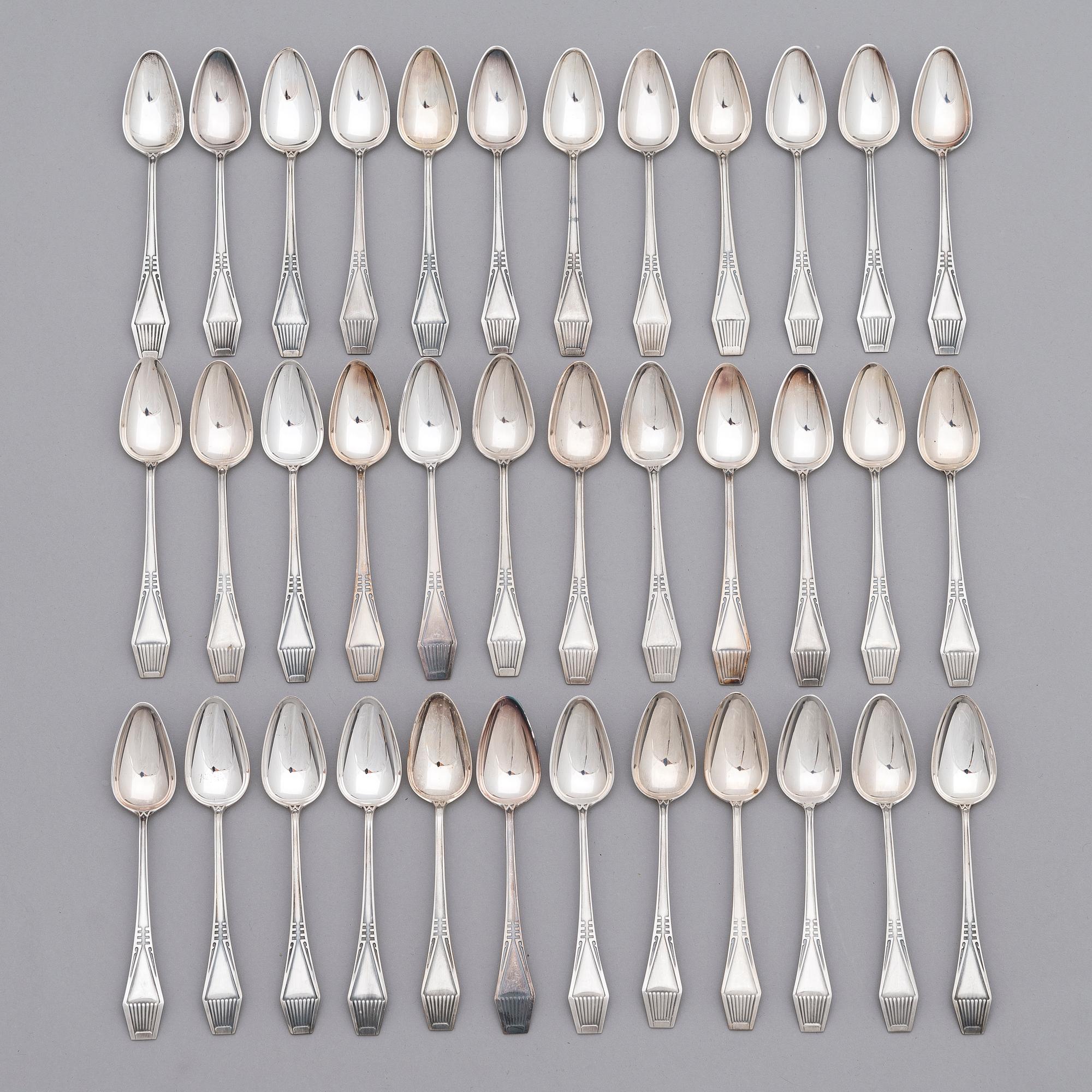 A 131-piece set of 'Suomi' silver cutlery, Suomen Kultaseppä oy/ Kultateollisuus oy, Turku 1927-1991.
