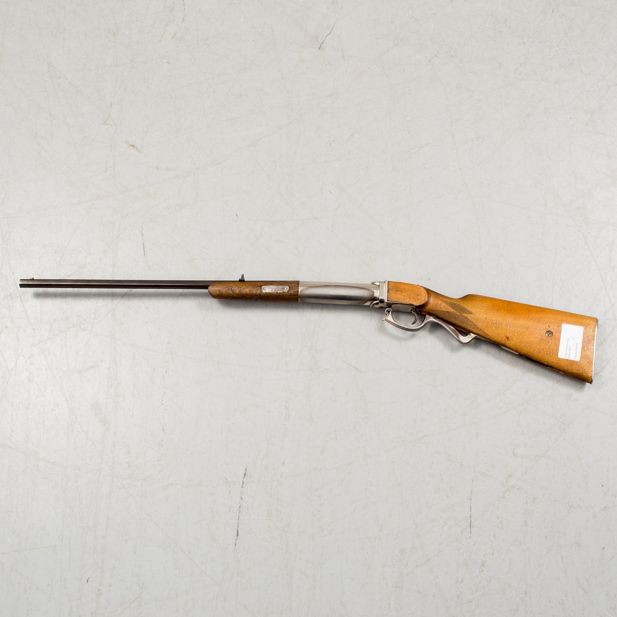 A Oscar Will Bugelspanner air rifle from circa 1915.