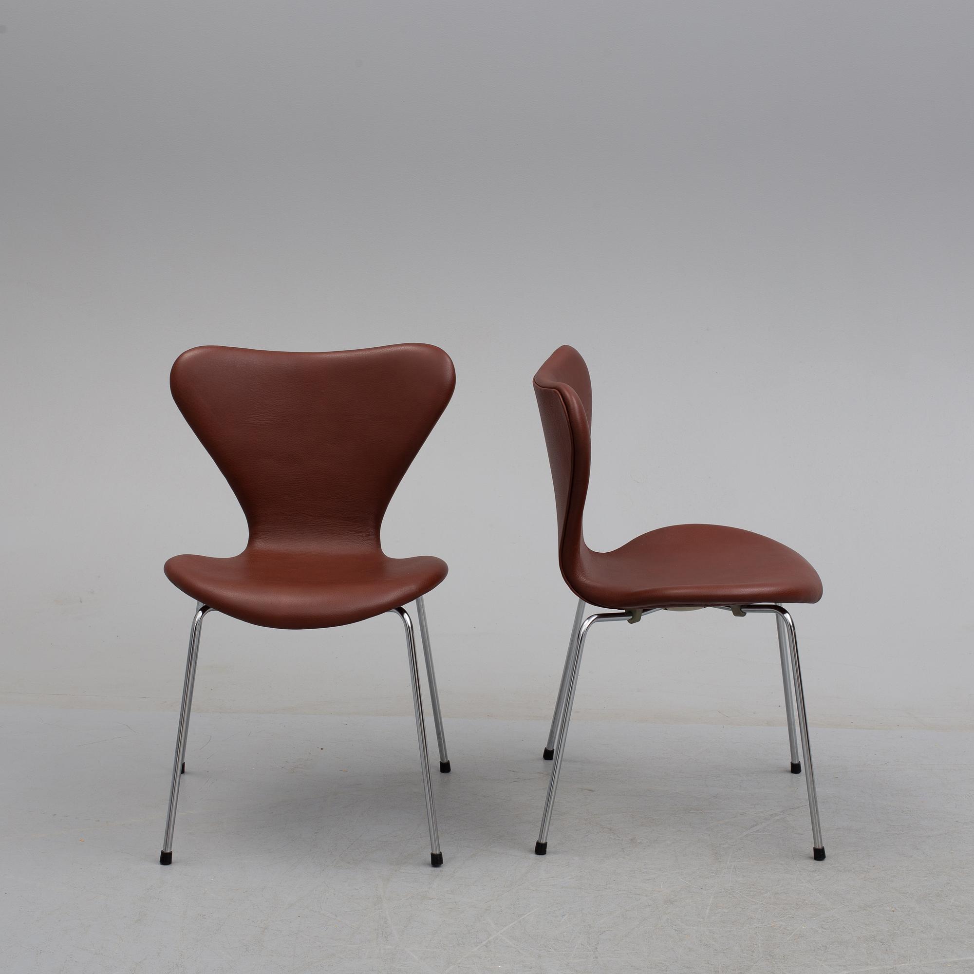 ARNE JACOBSEN, stolar 6 st, 