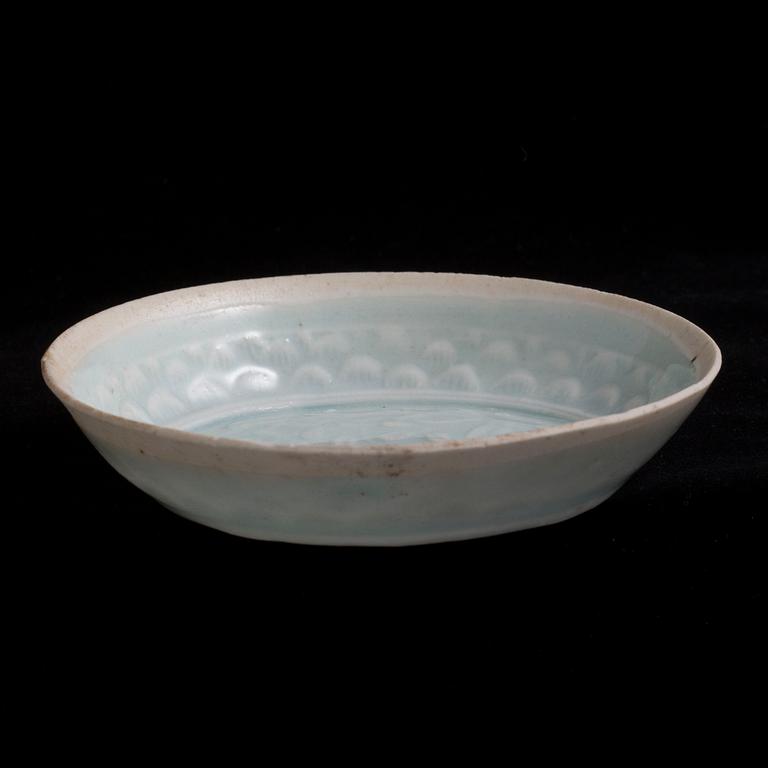 MINDRE FAT, porslin, Kina, Sung (960-1279).