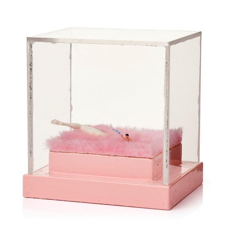 Marie-Louise Ekman, "Dam med behå och springande dam-ben".