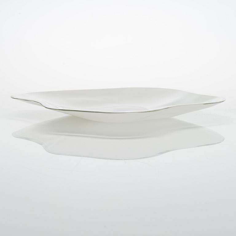 Alvar Aalto, One piece of 'Aalto flower' glass sculpture signed Alvar Aalto Iittala-56.