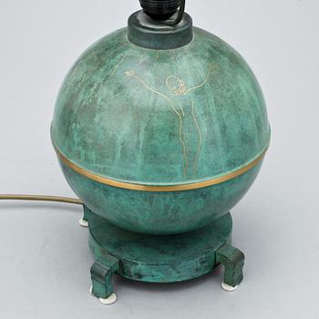 BORDSLAMPA, metall, 1900-talets första hälft.