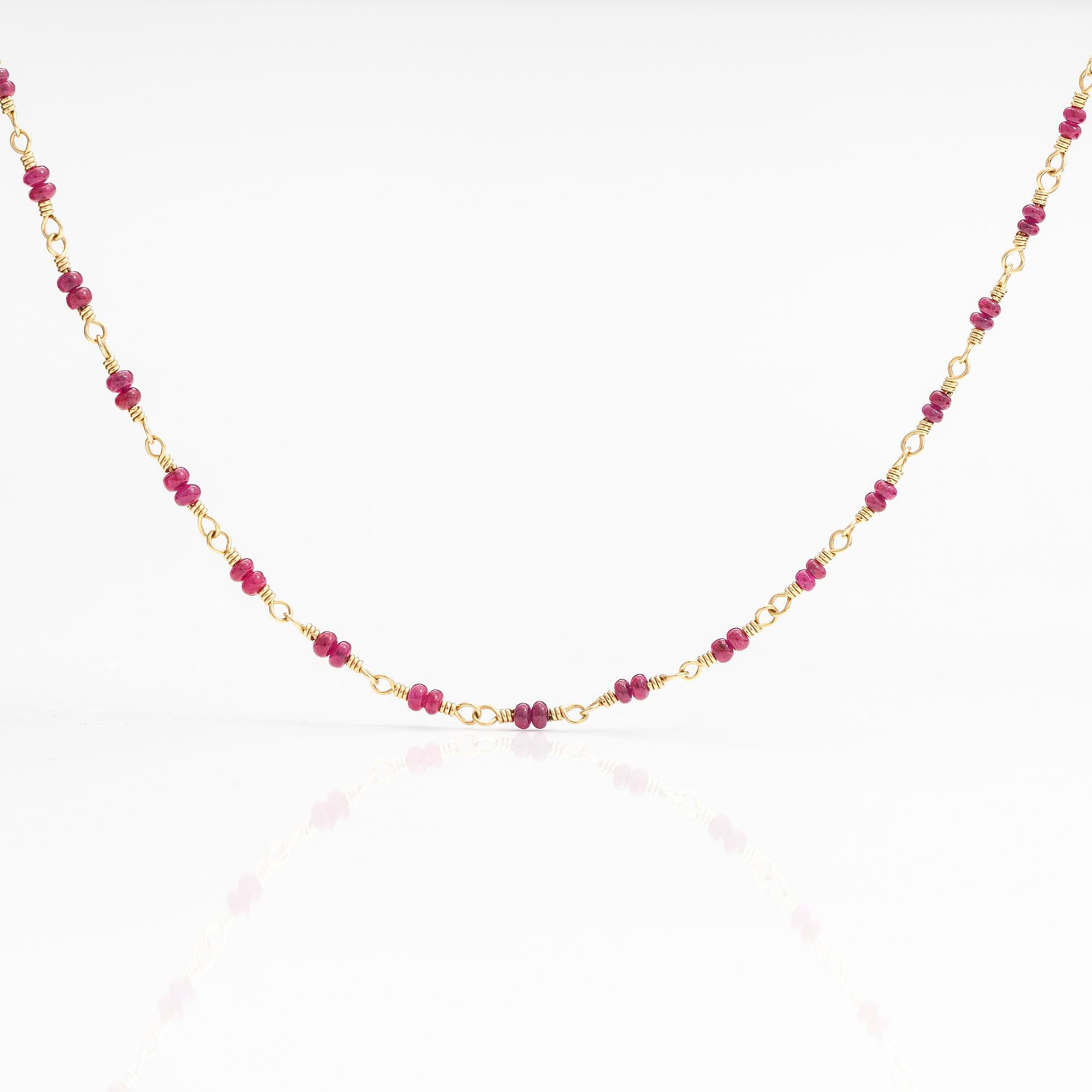 HALSBAND, 18K guld, rubiner. Temple St Clair.