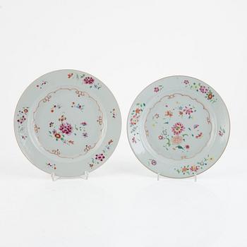 A set of five Chinese porcelain famille rose plates and one 'double peacock' plate, Qing dynasty, Qianlong (1736-95).