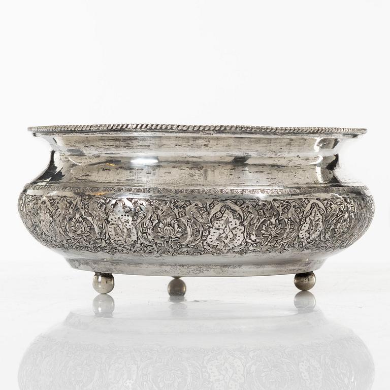 A Persian silver bowl, Vartan Isfahan, 20th century.
