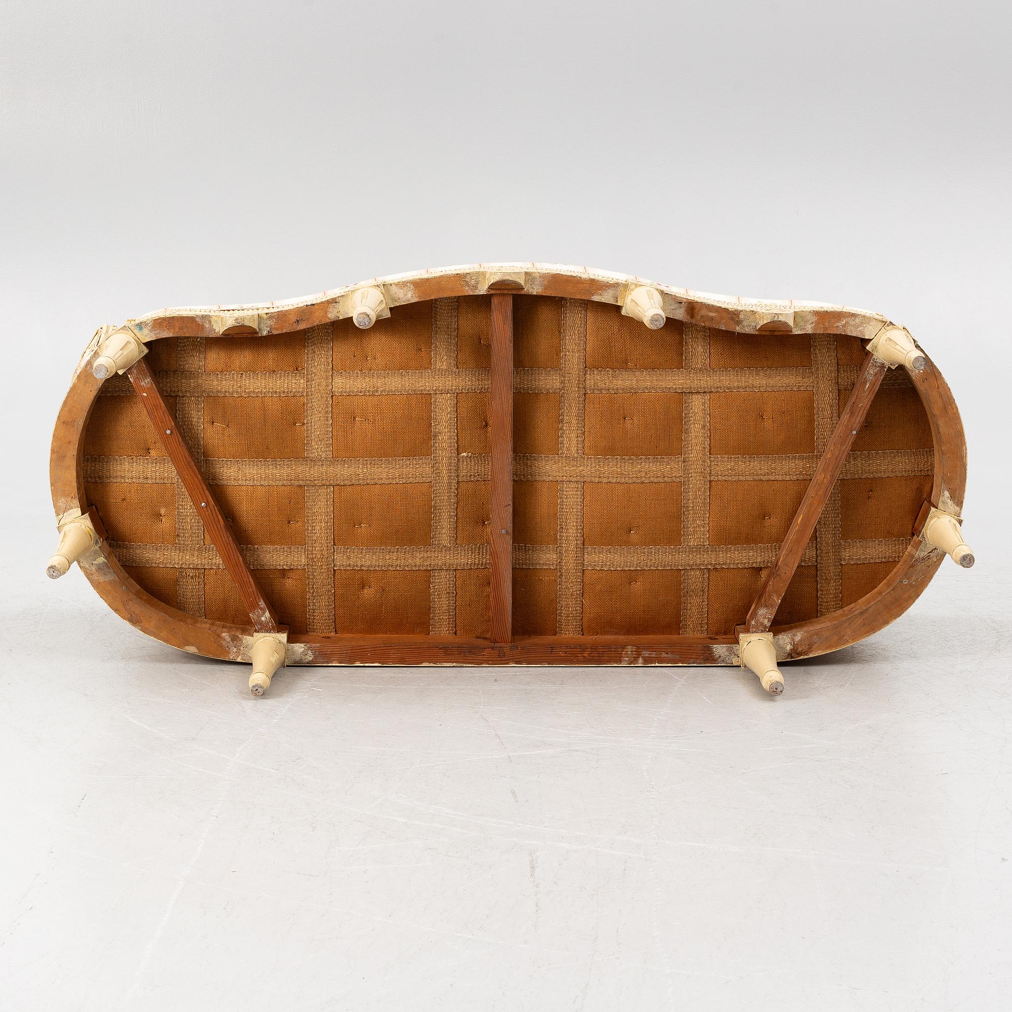 Soffgrupp, 3 delar, gustaviansk stil, 1900-talets första hälft.