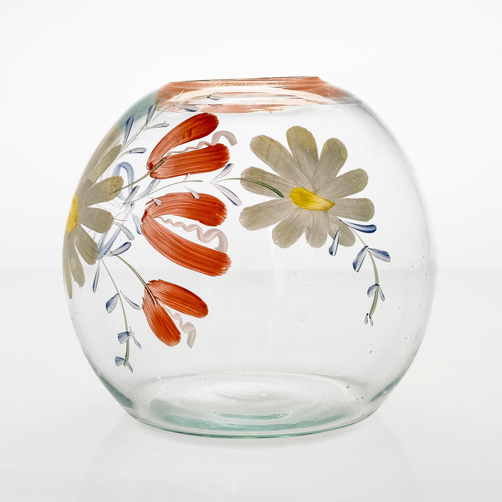 A 1930s glass vase for Kauklahden lasi.